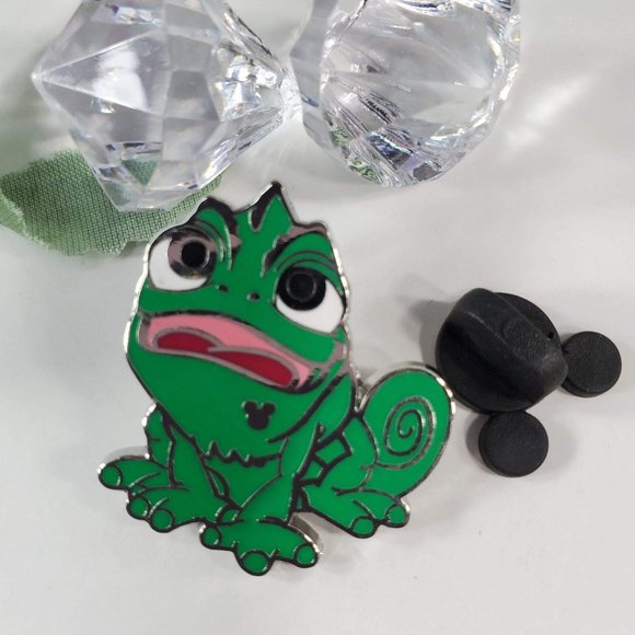 4/$25 Disney Parks Tangled Pascal Green Pin